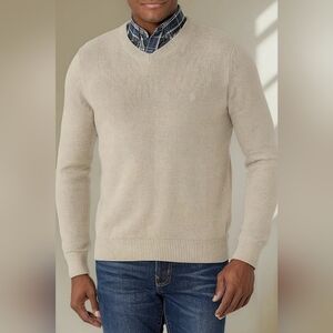 Izod Men's V-Neck Sweater in Light Beige
